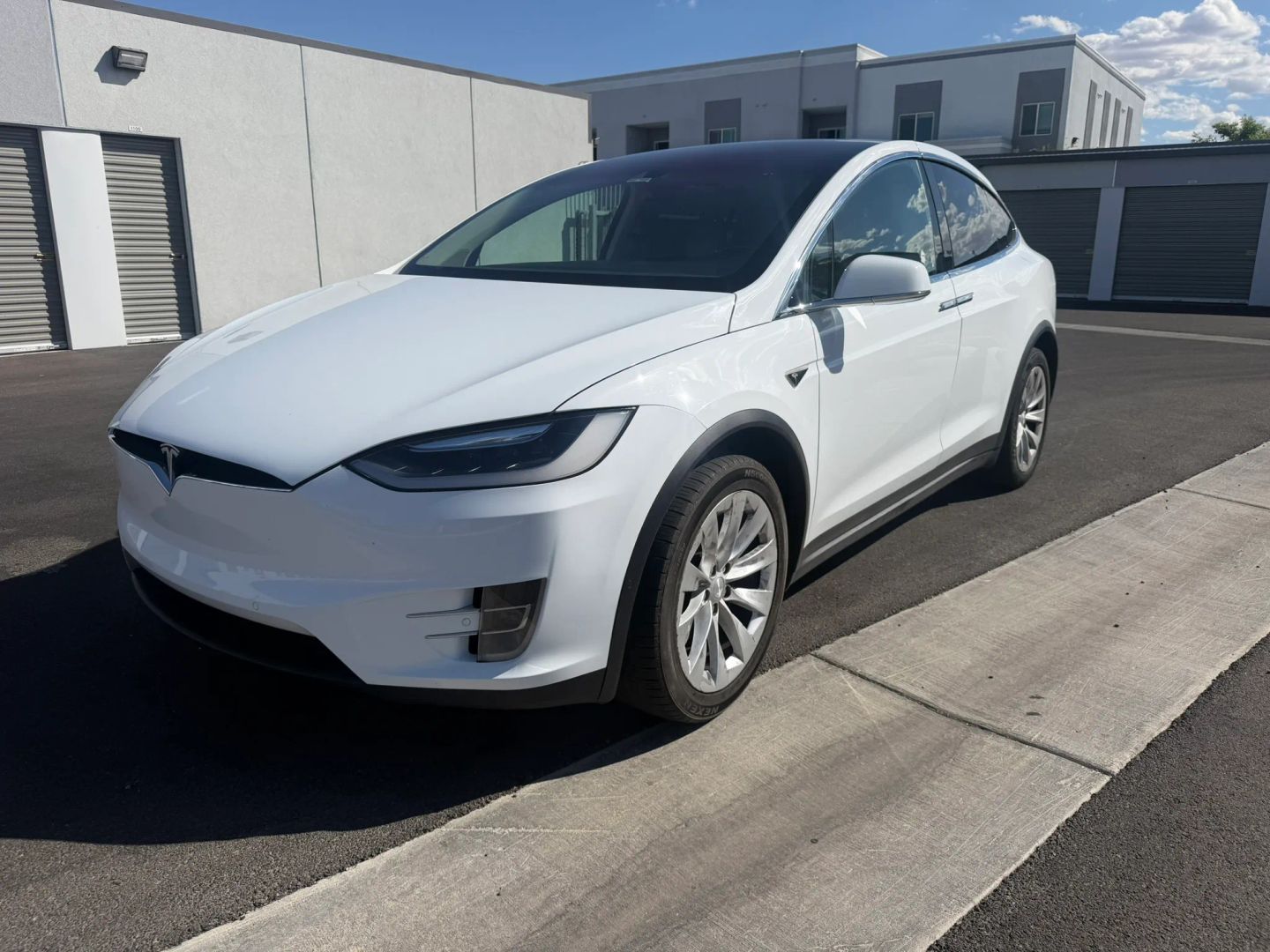 tesla model x 2016 5YJXCAE28GF016352 image tesla model x 2016 5YJXCAE28GF016352 image